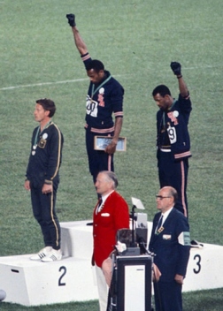 John_Carlos,_Tommie_Smith,_Peter_Norman_1968cr